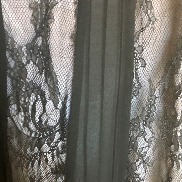 LOFT Black lace dress - Picture 3 of 6